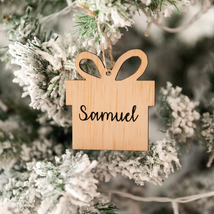 Personalised Christmas Gift Box Acrylic Baubles (with label)